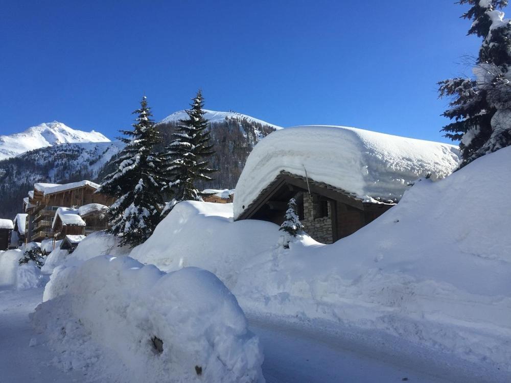 Appartement De Charme Hyper Centre A Val D'Isere エクステリア 写真